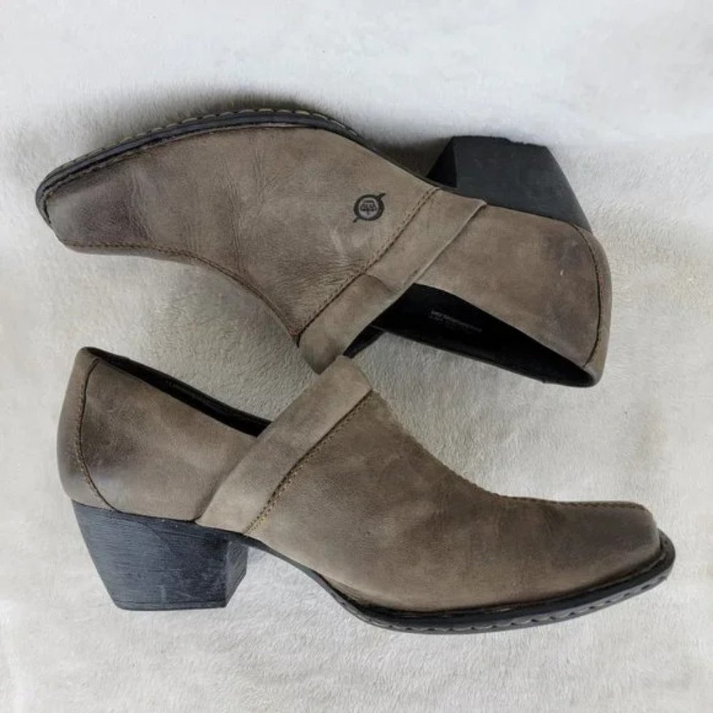 Born Womens Brown Nubuck Leather Upper Mid Block Heels Square Toe Slip On Shoes